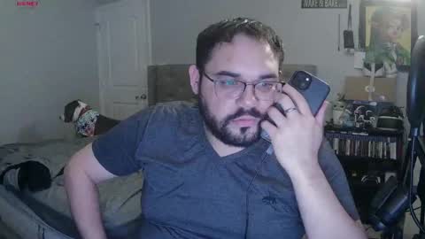 Snapshot of bottomman1990 chatting on 16, 4, 2026 uncutpr online show from 16, 4, 2026