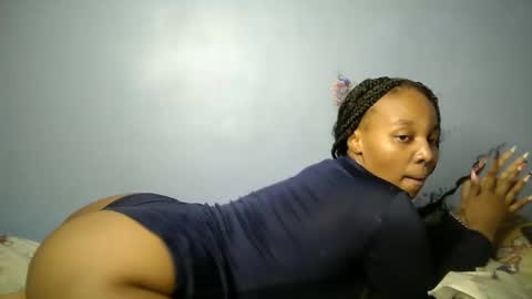 botty_queen online show from 12, 5, 2026