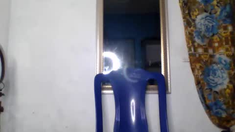 Snapshot of bouncingxxx_ass chatting on 25, 9, 2025 mirabel online show from 25, 9, 2025