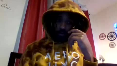 Bouttonut2 online show from 13, 4, 2026