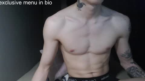 Snapshot of boxman556990 chatting on 24, 4, 2026 boxman556990 online show from 24, 4, 2026