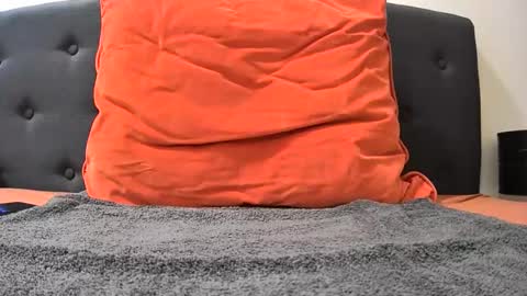 boy3911 online show from 3, 12, 2025