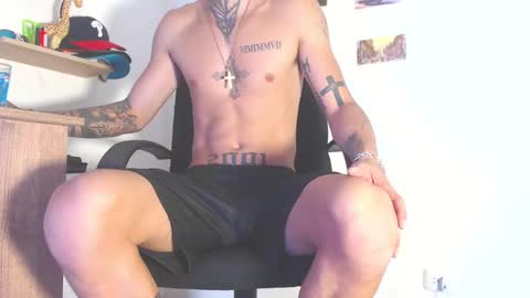 Snapshot of boy_master5 chatting on 1, 2, 2025 boy_master5 online show from 1, 2, 2025