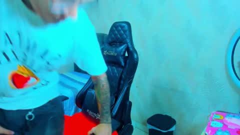 boy_tatto77 online show from 12, 1, 2026