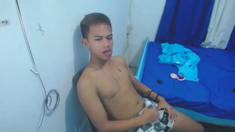 boyax16 online show from 2, 1, 2025