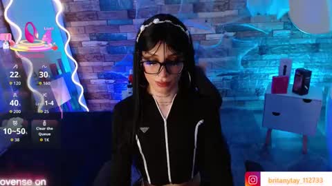 boyfox_tay online show from 16, 10, 2025