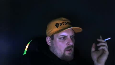 Snapshot of boynextdoooooor chatting on 16, 11, 2025 boynextdoooooor online show from 16, 11, 2025