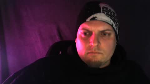 Snapshot of boynextdoooooor chatting on 28, 11, 2025 boynextdoooooor online show from 28, 11, 2025