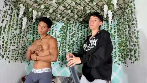 Snapshot of boys4hot_777 chatting on 4, 3, 2025 boys4hot_777 online show from 4, 3, 2025