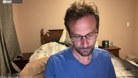Snapshot of boysetsfire34 chatting on 15, 6, 2026 boysetsfire34 online show from 15, 6, 2026