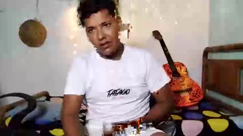 Snapshot of boysex1124 chatting on 4, 2, 2025 andrew online show from 4, 2, 2025