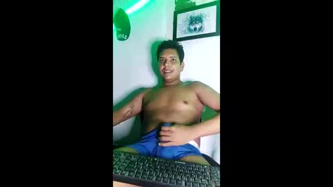 andrew online show from 25, 4, 2026