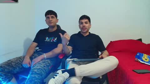 Snapshot of boyshots6331 chatting on 1, 2, 2026 boyshots6331 online show from 1, 2, 2026