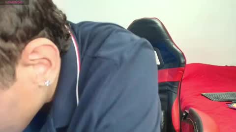 Snapshot of boyshots6331 chatting on 15, 2, 2026 boyshots6331 online show from 15, 2, 2026