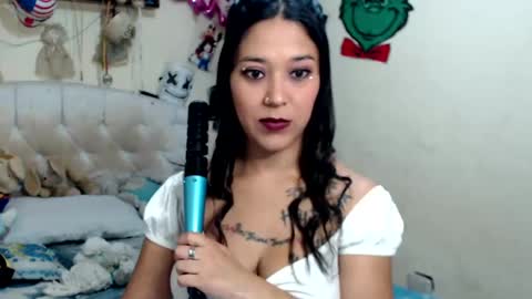 Snapshot of boyslatin493916 chatting on 20, 1, 2025 nikky and jeik online show from 20, 1, 2025