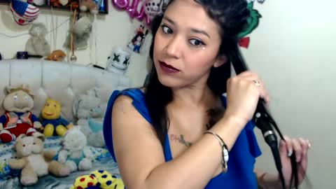 Snapshot of boyslatin493916 chatting on 26, 1, 2025 nikky and jeik online show from 26, 1, 2025