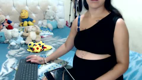 Snapshot of boyslatin493916 chatting on 20, 2, 2025 nikky and jeik online show from 20, 2, 2025