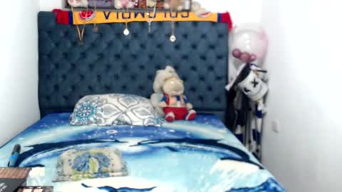 Snapshot of boyslatin493916 chatting on 20, 10, 2025 nikky and jeik online show from 20, 10, 2025