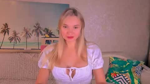 Snapshot of boysloveblondee chatting on 17, 10, 2025 BoysLoveBlondee online show from 17, 10, 2025
