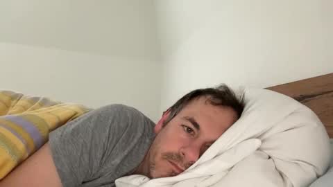 Snapshot of boyslut8 chatting on 1, 2, 2026 boytoyhh online show from 1, 2, 2026