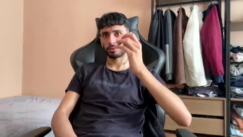 boyzinm2 online show from 12, 11, 2025