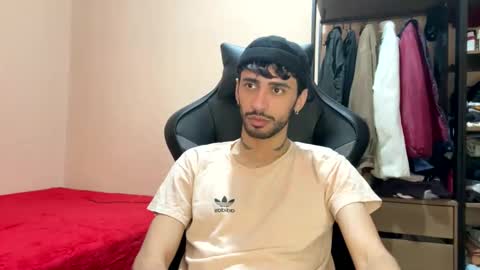 boyzinm2 online show from 14, 1, 2026