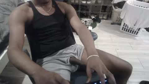 bquen400 online show from 7, 10, 2025