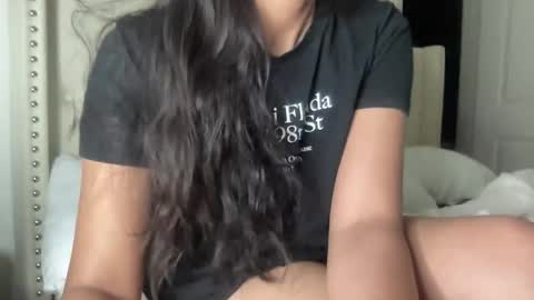 Snapshot of br0wn_baddie chatting on 2, 2, 2026 brown baddie online show from 2, 2, 2026