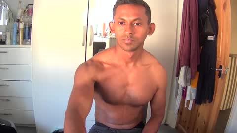 br0wn_prince24 online show from 12, 7, 2026