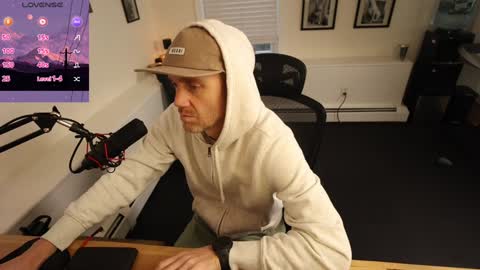 Snapshot of bradbronton chatting on 30, 1, 2025 BradBronton online show from 30, 1, 2025