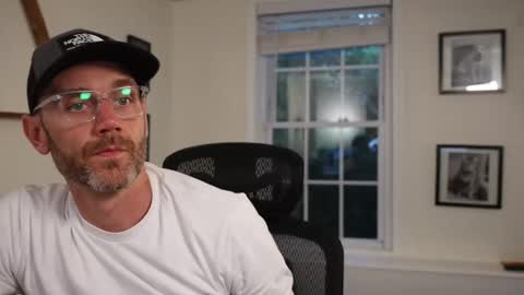 Snapshot of bradbronton chatting on 16, 9, 2025 BradBronton online show from 16, 9, 2025