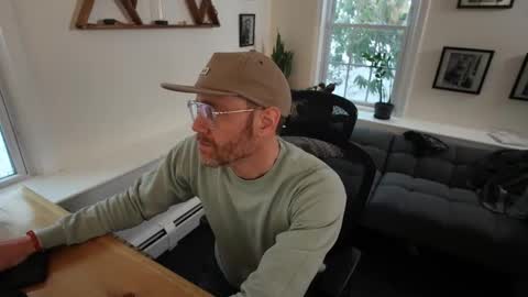 Snapshot of bradbronton chatting on 3, 3, 2026 BradBronton online show from 3, 3, 2026