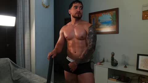 Bradley Martinez online show from 16, 10, 2025