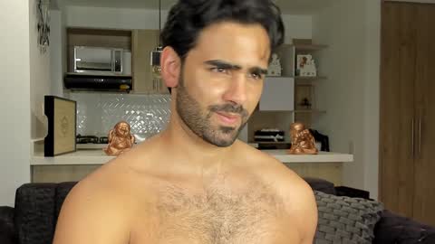 bradleymartin7 online show from 16, 1, 2025