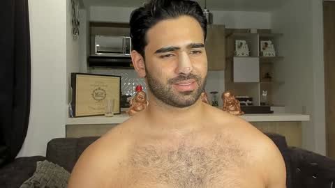 bradleymartin7 online show from 28, 1, 2025