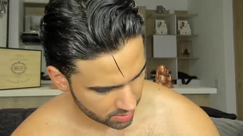 bradleymartin7 online show from 7, 2, 2025