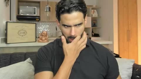 bradleymartin7 online show from 10, 10, 2025