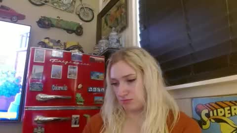 i am a naughty jedi knight online show from 18, 4, 2026