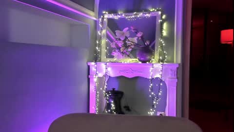 Snapshot of braingirl chatting on 19, 4, 2026 I see you X-twitter its braingirl online show from 19, 4, 2026