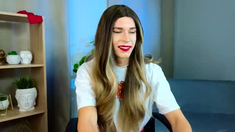 Snapshot of branda_kelly chatting on 15, 11, 2025 Branda online show from 15, 11, 2025