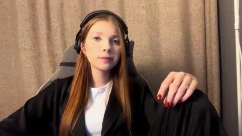 Snapshot of brandamatteson chatting on 9, 11, 2025 Alice online show from 9, 11, 2025