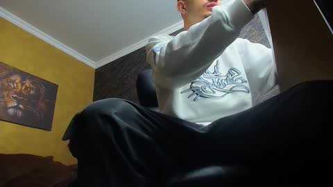 BrandonTateX online show from 25, 11, 2025