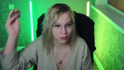 Belle  online show from 11, 1, 2025