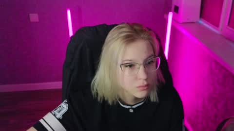 Belle  online show from 23, 1, 2025