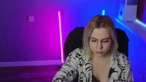 Belle  online show from 12, 2, 2025