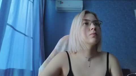 Belle  online show from 19, 10, 2025