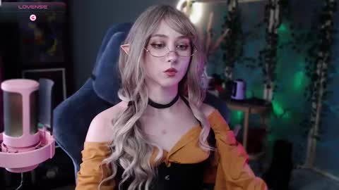 Aurorabut ur dad just calls me Rory online show from 4, 3, 2025