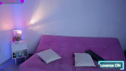 I am your sweet whore online show from 24, 6, 2026