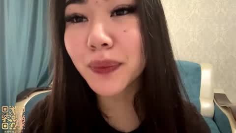 Aypril   online show from 31, 10, 2025