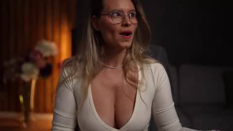 Alex online show from 6, 10, 2025